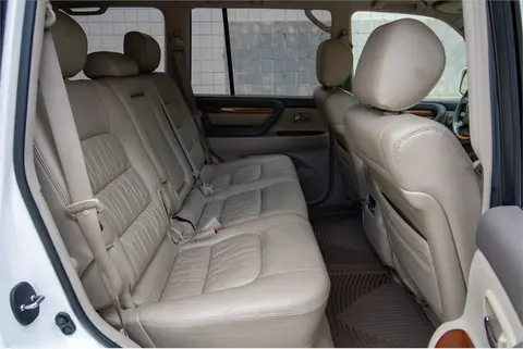 2007 Lexus LX 470 thumbnail 25