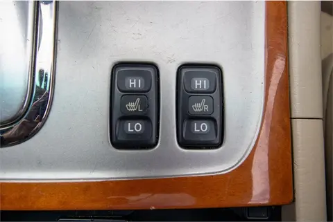 2007 Lexus LX 470 thumbnail 35