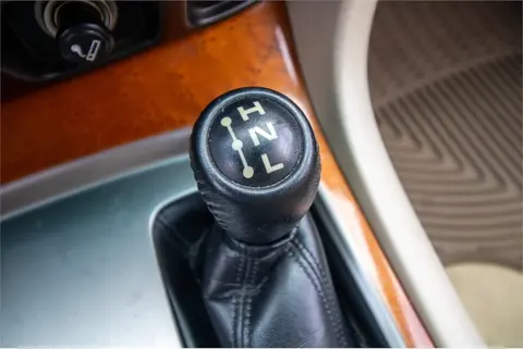 2007 Lexus LX 470 thumbnail 36