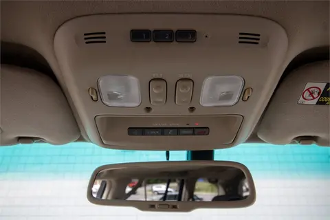 2007 Lexus LX 470 thumbnail 43