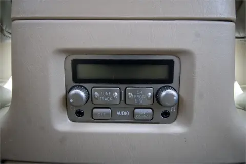 2007 Lexus LX 470 thumbnail 44