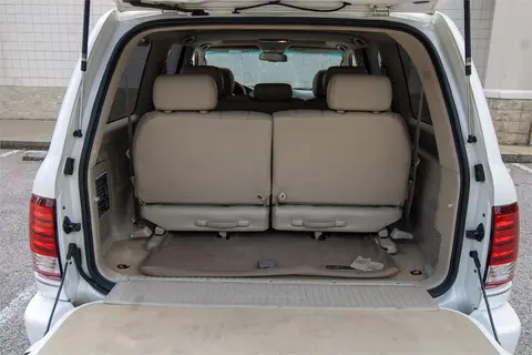 2007 Lexus LX 470 thumbnail 45