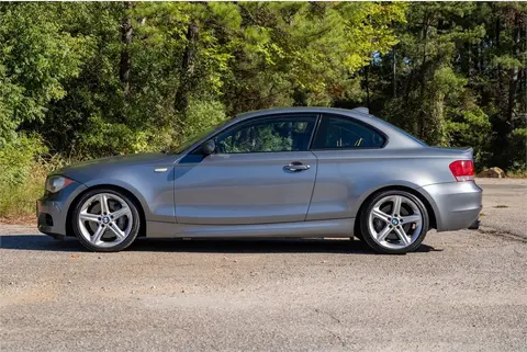 2009 BMW 135i thumbnail 9