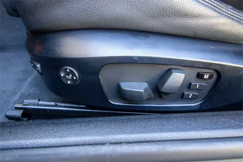 2009 BMW 135i thumbnail 14