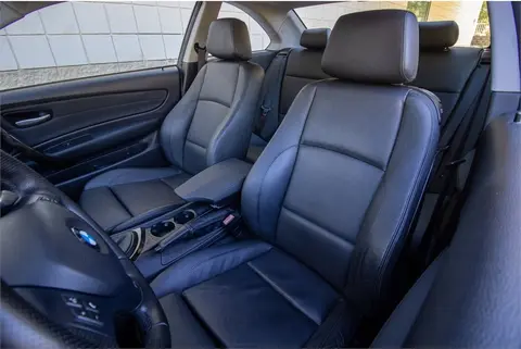 2009 BMW 135i thumbnail 15