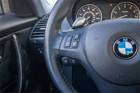 2009 BMW 135i thumbnail 29