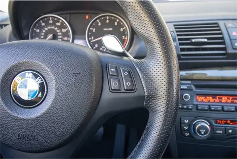2009 BMW 135i thumbnail 30