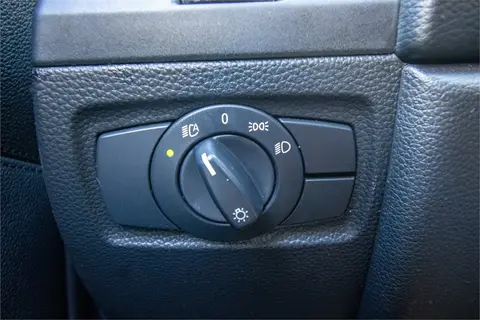 2009 BMW 135i thumbnail 31