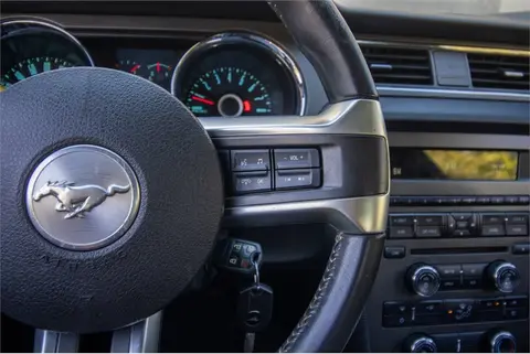 2014 Ford Mustang Pic 30 2014 Ford Mustang Pic 30