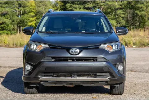 2016 Toyota RAV4 thumbnail 2