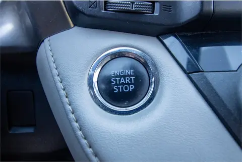 2016 Toyota RAV4 thumbnail 28