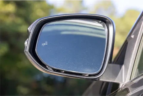 2016 Toyota RAV4 thumbnail 40