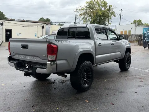2017 Toyota Tacoma Pic 4 2017 Toyota Tacoma Pic 4
