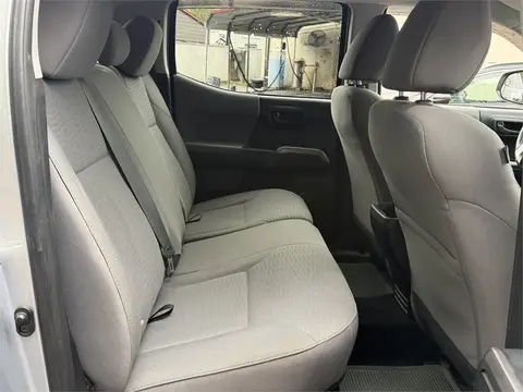2017 Toyota Tacoma Pic 13 2017 Toyota Tacoma Pic 13