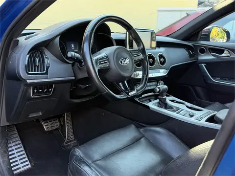 2018 Kia Stinger thumbnail 4