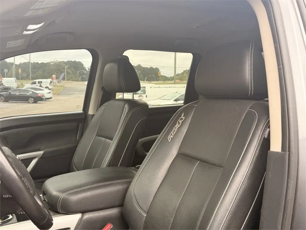 2018 Nissan TITAN 2018 Nissan TITAN