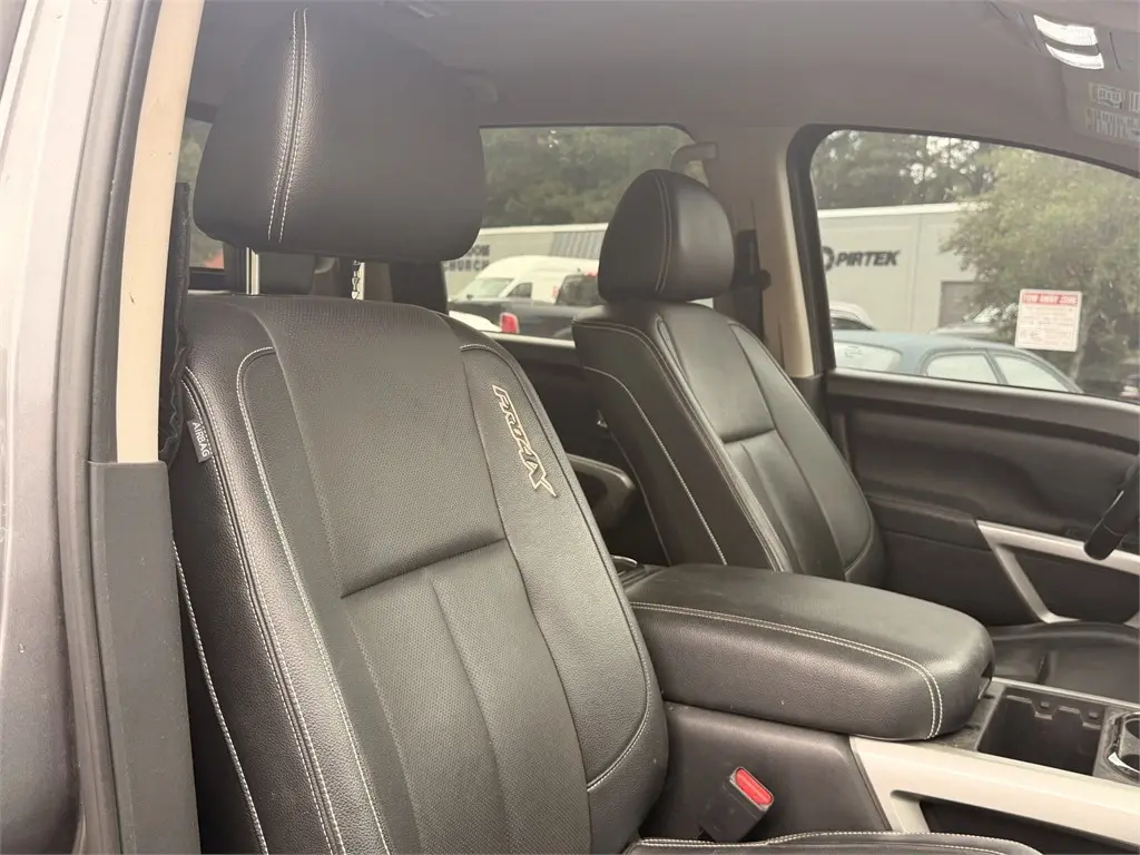 2018 Nissan TITAN 2018 Nissan TITAN