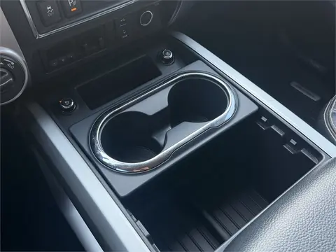 2018 Nissan TITAN Pic 22 2018 Nissan TITAN Pic 22