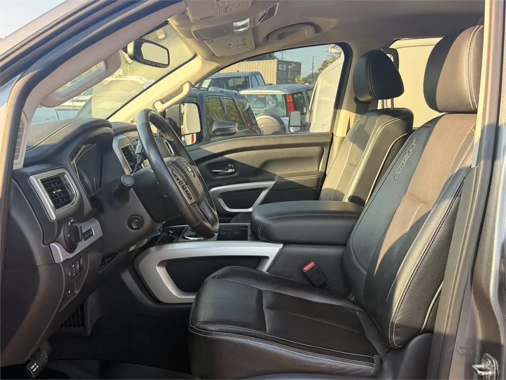 2018 Nissan TITAN 2018 Nissan TITAN