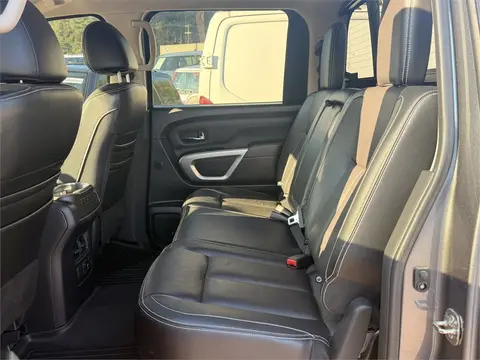 2018 Nissan TITAN Pic 24 2018 Nissan TITAN Pic 24