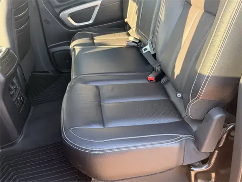 2018 Nissan TITAN Pic 25 2018 Nissan TITAN Pic 25