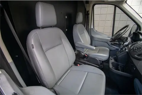 2019 Ford Transit-350 thumbnail 16