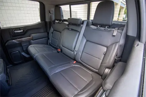 2020 Chevrolet Silverado 1500 Pic 18 2020 Chevrolet Silverado 1500 Pic 18