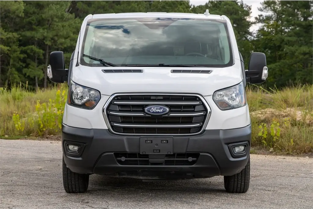 2020 Ford Transit-350 Passenge 2020 Ford Transit-350 Passenge