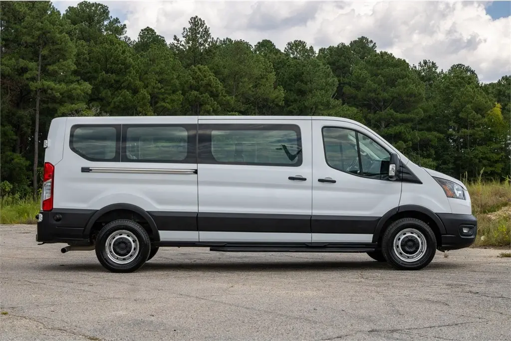 2020 Ford Transit-350 Passenge 2020 Ford Transit-350 Passenge