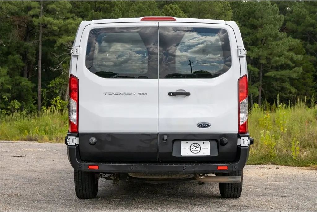 2020 Ford Transit-350 Passenge 2020 Ford Transit-350 Passenge