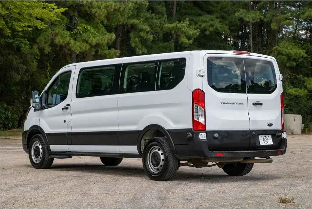 2020 Ford Transit-350 Passenge 2020 Ford Transit-350 Passenge