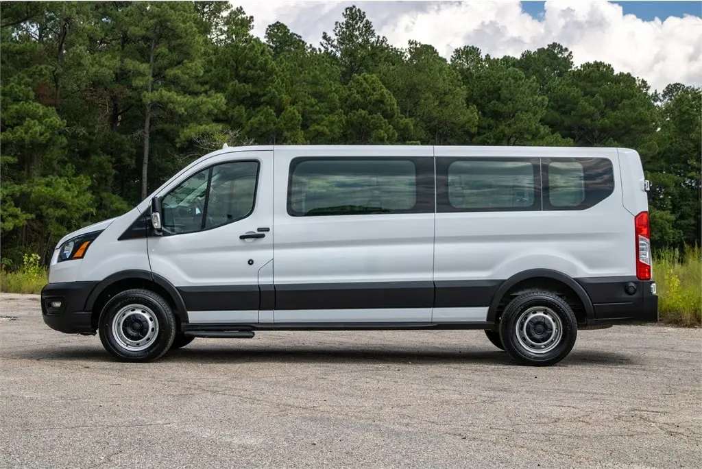 2020 Ford Transit-350 Passenge 2020 Ford Transit-350 Passenge