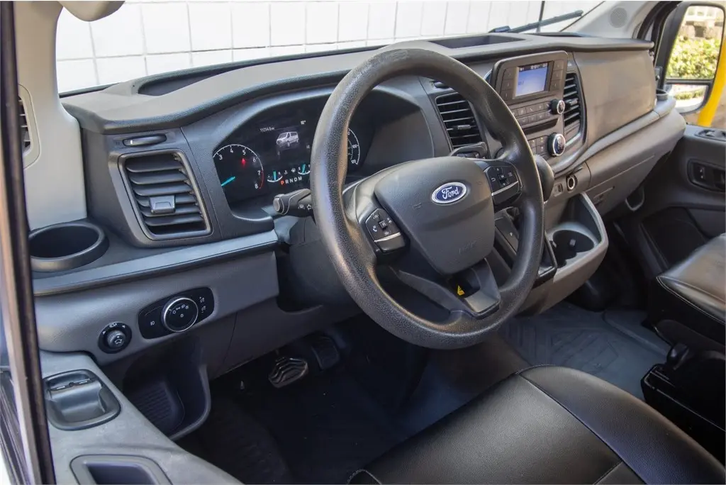 2020 Ford Transit-350 Passenge 2020 Ford Transit-350 Passenge