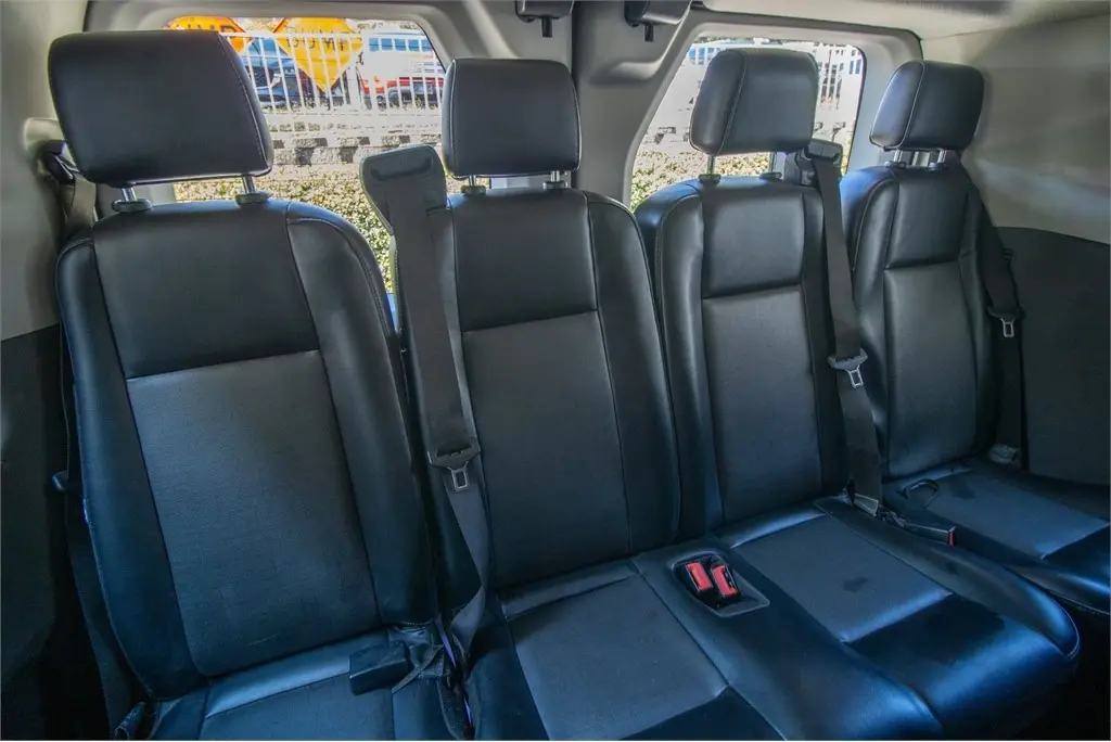2020 Ford Transit-350 Passenge 2020 Ford Transit-350 Passenge