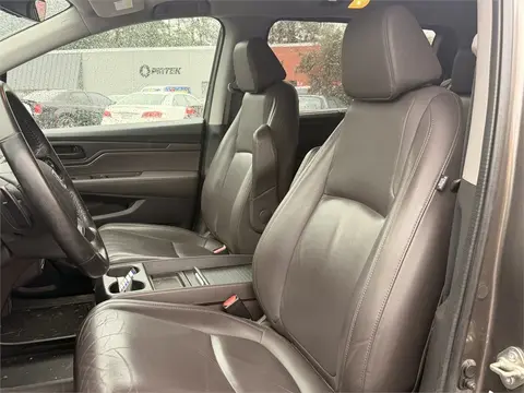 2020 Honda Odyssey thumbnail 6