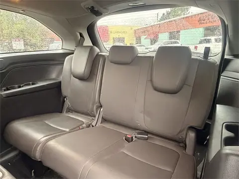 2020 Honda Odyssey thumbnail 8