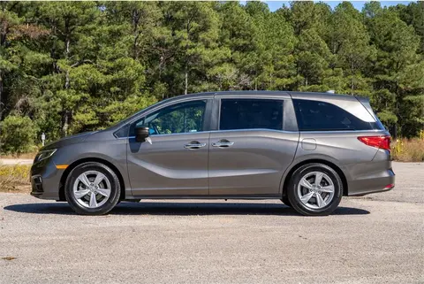 2020 Honda Odyssey thumbnail 9