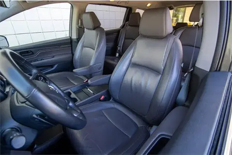 2020 Honda Odyssey thumbnail 17