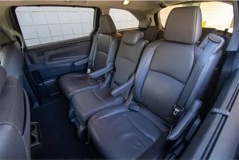 2020 Honda Odyssey thumbnail 19
