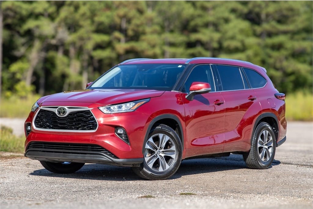 2020 Toyota Highlander XLE 2020 Toyota Highlander XLE