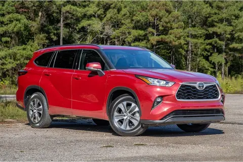 2020 Toyota Highlander thumbnail 3