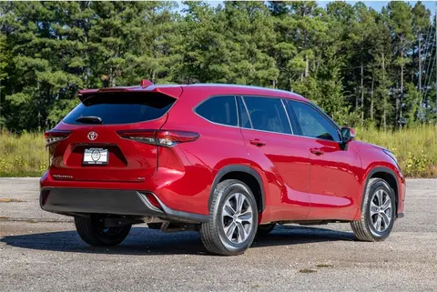 2020 Toyota Highlander thumbnail 4