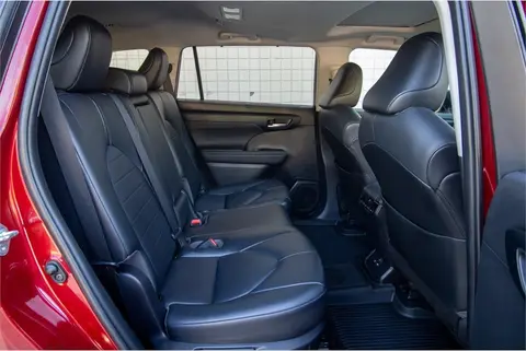 2020 Toyota Highlander thumbnail 22