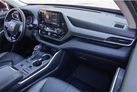 2020 Toyota Highlander thumbnail 25
