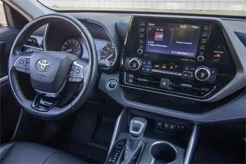 2020 Toyota Highlander thumbnail 26