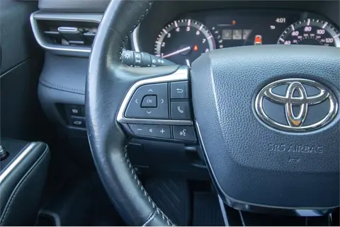 2020 Toyota Highlander thumbnail 37