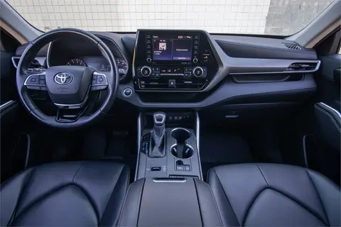 2020 Toyota Highlander thumbnail 40