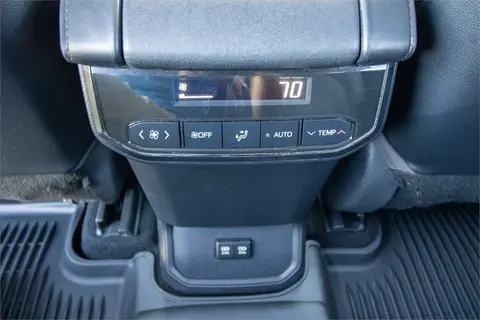 2020 Toyota Highlander thumbnail 42