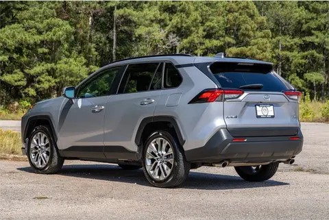 2020 Toyota RAV4 Pic 8 2020 Toyota RAV4 Pic 8
