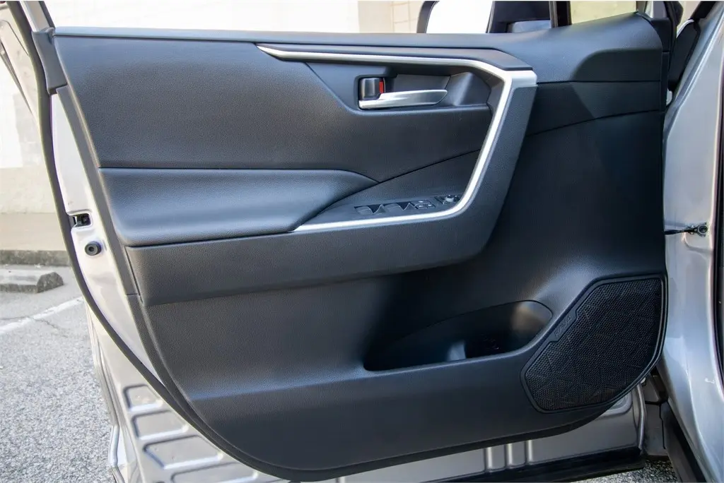 2020 Toyota RAV4 2020 Toyota RAV4
